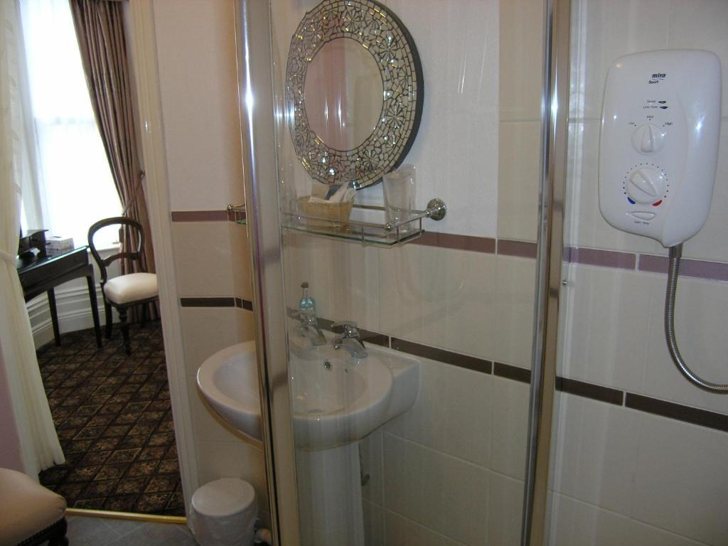 Christleton House Otel Llandudno Oda fotoğraf